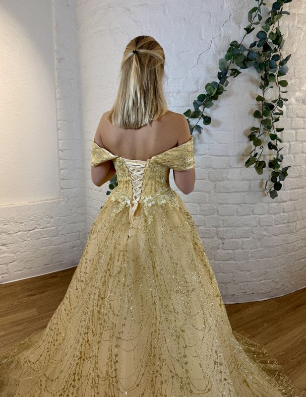Amelia Ballkjole